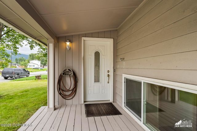 4236 Irene Drive, Anchorage, AK 99504