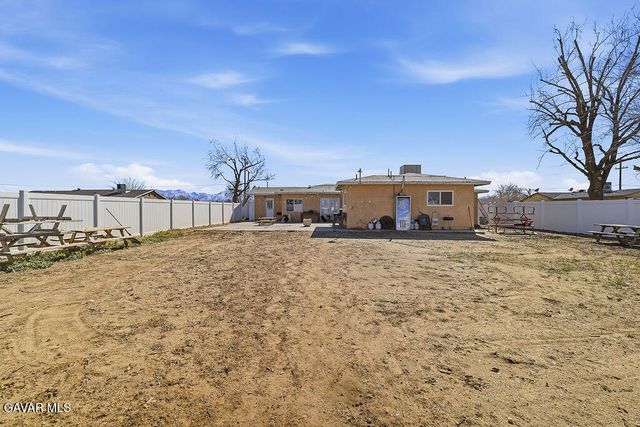 10231 E Avenue R2, Littlerock, CA 93543