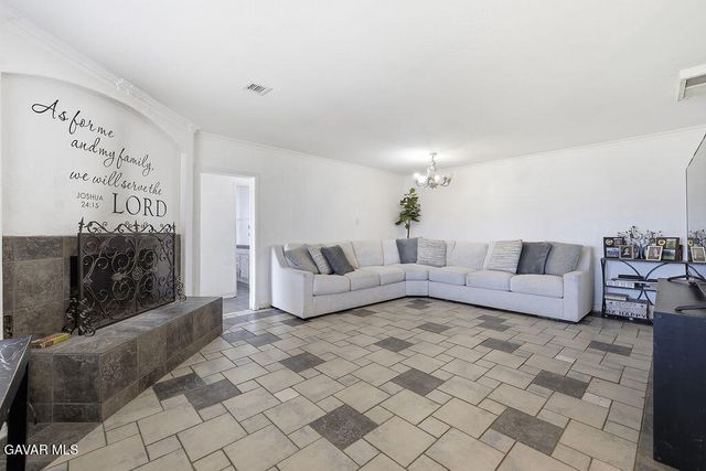 10231 E Avenue R2, Littlerock, CA 93543