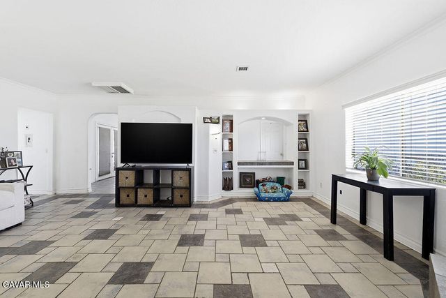 10231 E Avenue R2, Littlerock, CA 93543