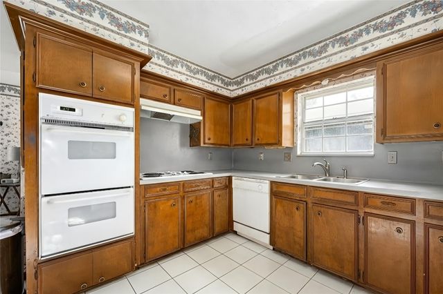 5407 Old Lodge Drive, Houston, TX 77066