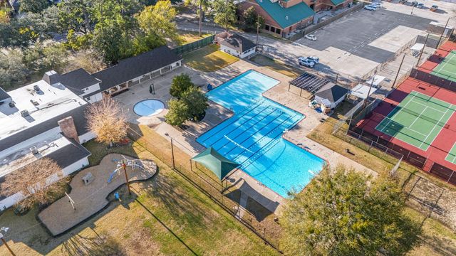 5407 Old Lodge Drive, Houston, TX 77066