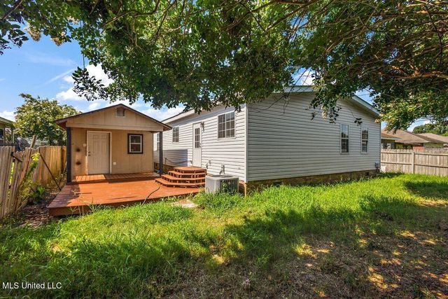 512 Ridgecrest Drive, Pearl, MS 39208