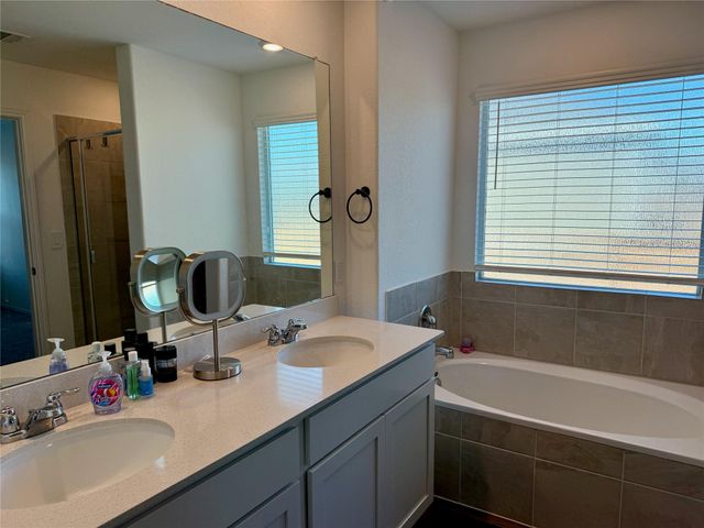 391 Barcelona, Kyle, TX 78640