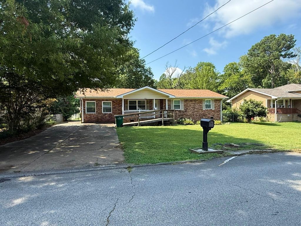 228 Steele Road, Rossville, GA 30741
