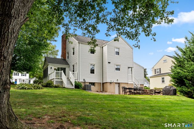 48 Wells Farm Drive, Wethersfield, CT 06109