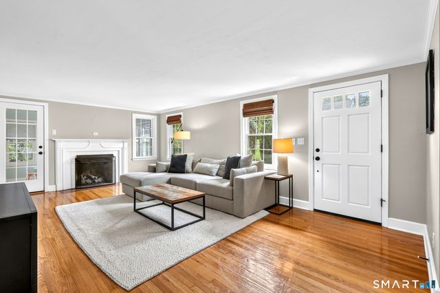 48 Wells Farm Drive, Wethersfield, CT 06109