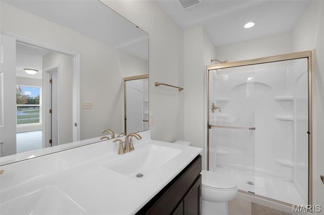 2304 Fernau Court, Florissant, MO 63031