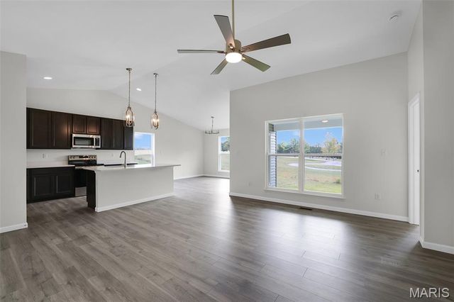 2304 Fernau Court, Florissant, MO 63031