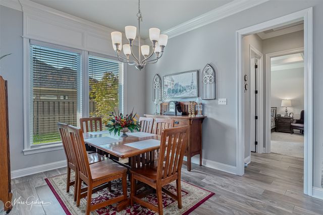 411 Stacey Lane, Bossier City, LA 71111