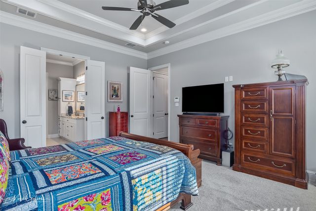 411 Stacey Lane, Bossier City, LA 71111