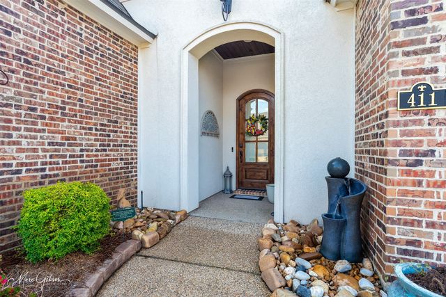 411 Stacey Lane, Bossier City, LA 71111