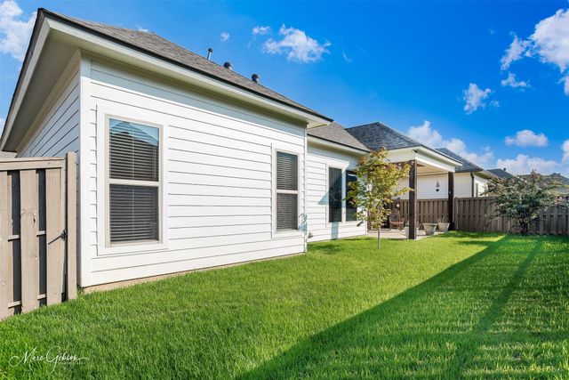 411 Stacey Lane, Bossier City, LA 71111