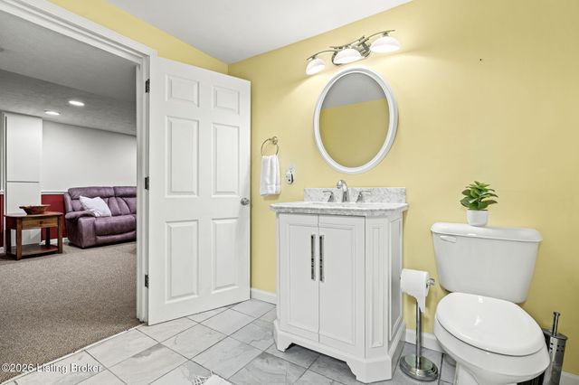 3718 Echo Valley Cir, La Grange, KY 40031