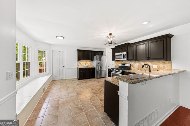 2798 Beddington Way, Suwanee, GA 30024