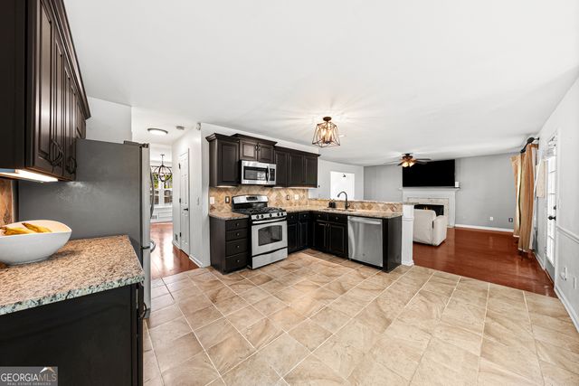 2798 Beddington Way, Suwanee, GA 30024