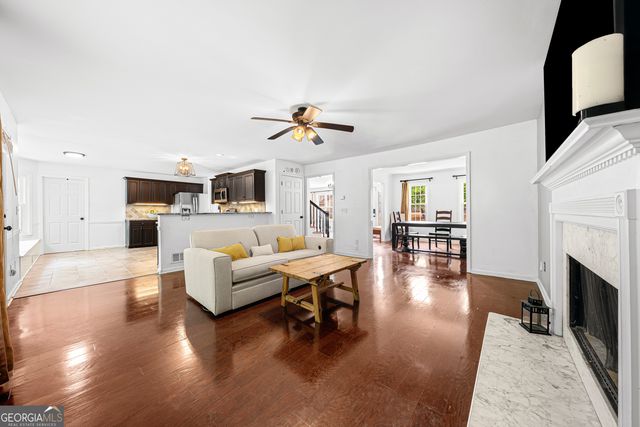 2798 Beddington Way, Suwanee, GA 30024