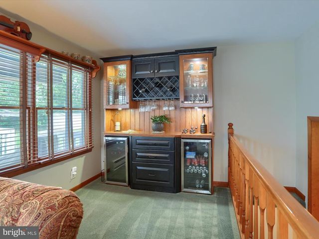 24 CIRCLE DRIVE, Mechanicsburg, PA 17055