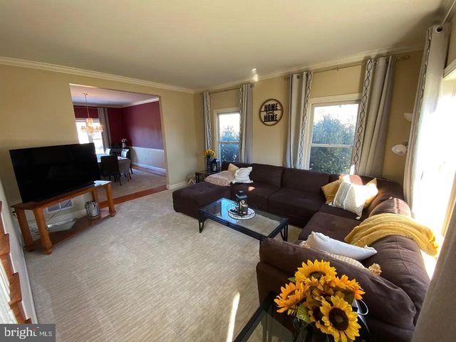 5 CORBIN DR, Exton, PA 19341