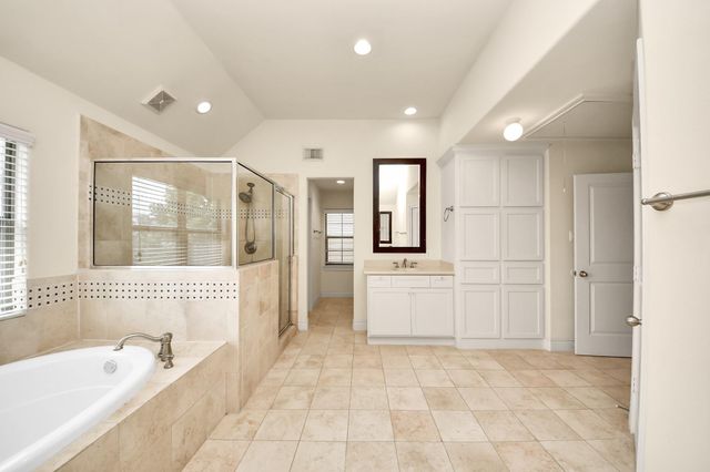 3422 Center Street, Houston, TX 77007