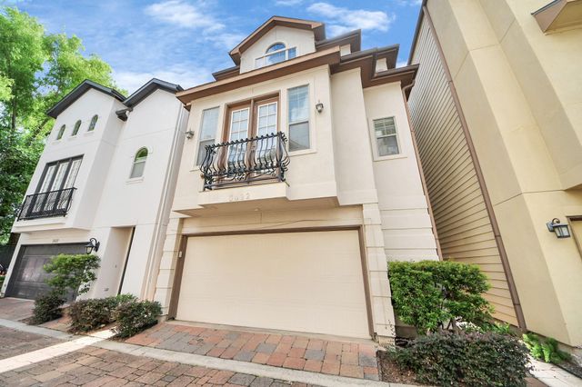 3422 Center Street, Houston, TX 77007
