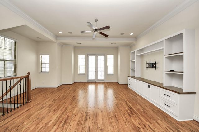 3422 Center Street, Houston, TX 77007