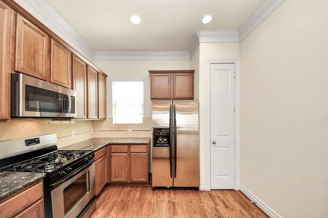 3422 Center Street, Houston, TX 77007