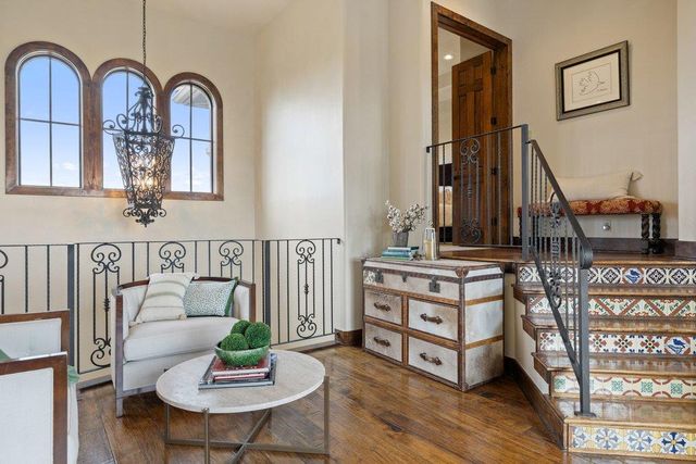 104 S Angel Light DR, Spicewood, TX 78669
