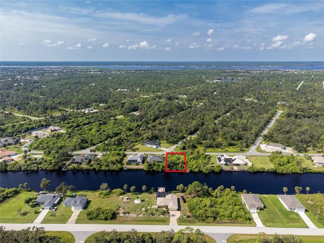 2162 DOOLITTLE LANE, Port Charlotte, FL 33953