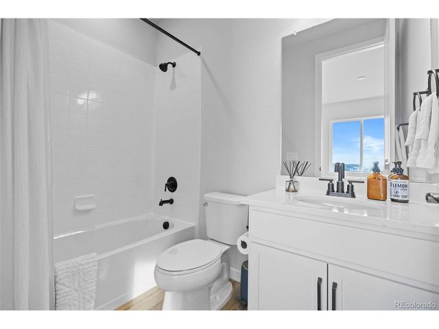 13710 Emerald Lake St, Parker, CO 80138