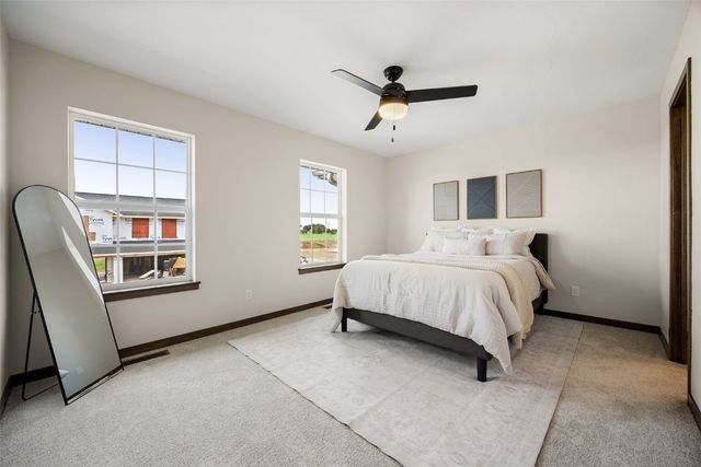 160 Bethany Loop SW C, Cedar Rapids, IA 52404