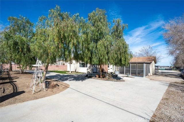 9857 E Avenue S 10, Littlerock, CA 93543