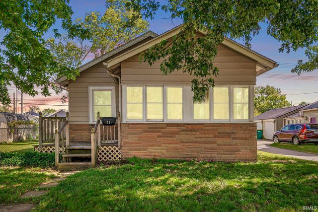 1731 Homewood Avenue, Mishawaka, IN 46544