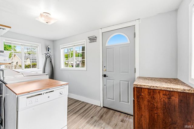 1731 Homewood Avenue, Mishawaka, IN 46544
