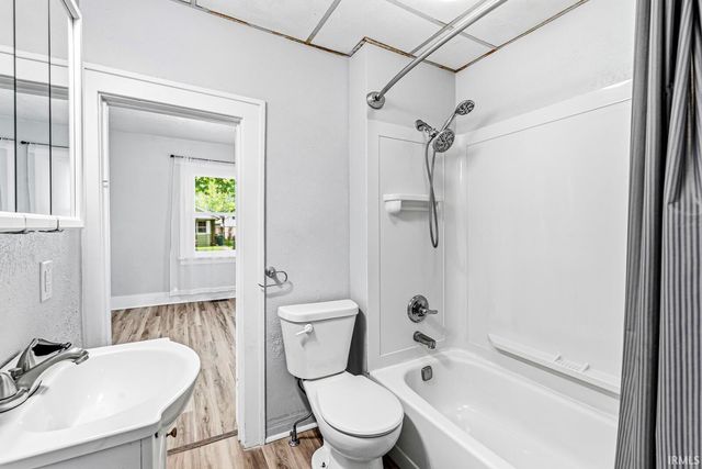 1731 Homewood Avenue, Mishawaka, IN 46544
