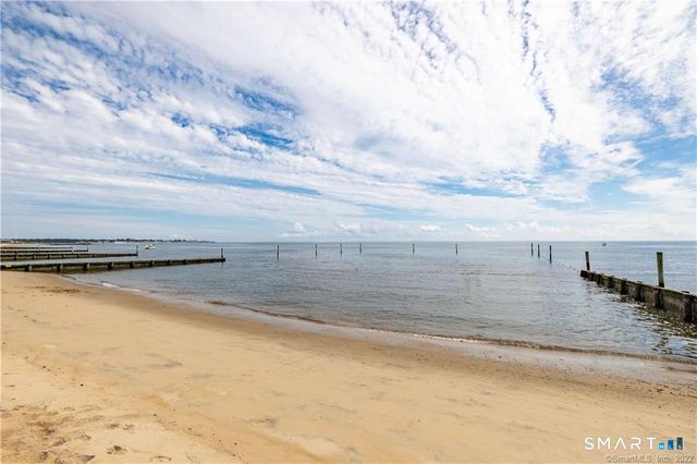 4 Elinor Road, Old Saybrook, CT 06475
