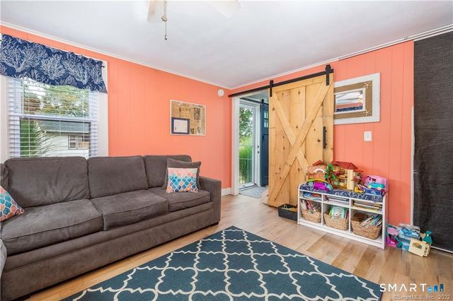 4 Elinor Road, Old Saybrook, CT 06475