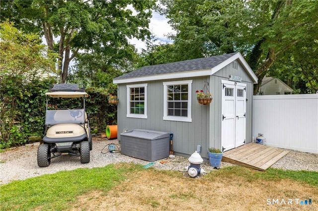 4 Elinor Road, Old Saybrook, CT 06475