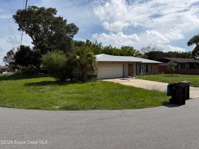 2138 Advana Street NE, Palm Bay, FL 32905