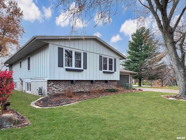 5118 W GREENRIDGE Court, Peoria, IL 61615