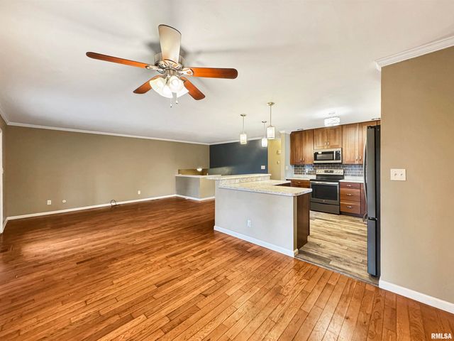 5118 W GREENRIDGE Court, Peoria, IL 61615