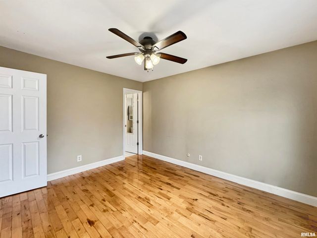 5118 W GREENRIDGE Court, Peoria, IL 61615