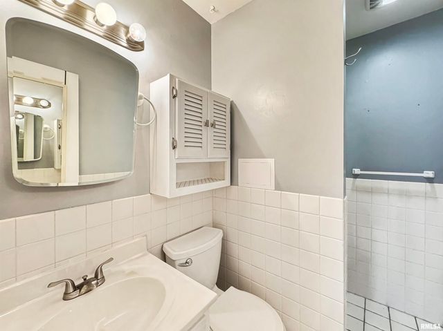 5118 W GREENRIDGE Court, Peoria, IL 61615