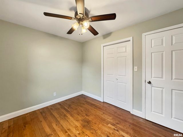 5118 W GREENRIDGE Court, Peoria, IL 61615