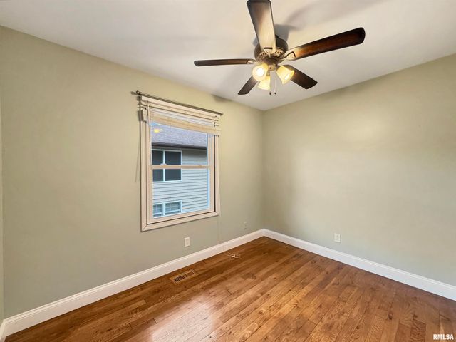 5118 W GREENRIDGE Court, Peoria, IL 61615