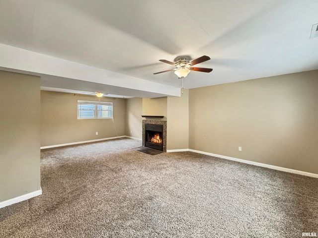 5118 W GREENRIDGE Court, Peoria, IL 61615