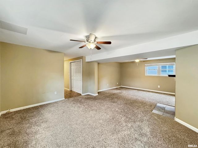 5118 W GREENRIDGE Court, Peoria, IL 61615