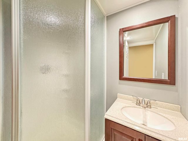 5118 W GREENRIDGE Court, Peoria, IL 61615