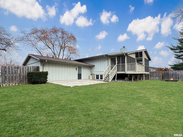 5118 W GREENRIDGE Court, Peoria, IL 61615