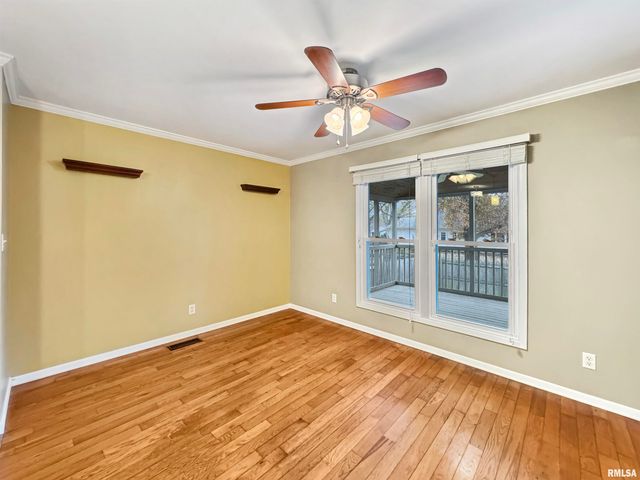 5118 W GREENRIDGE Court, Peoria, IL 61615